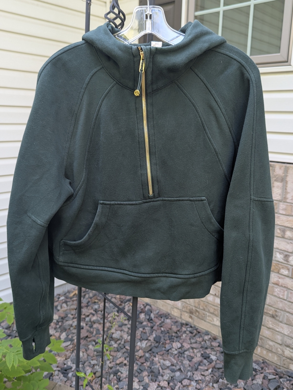 Lululemon Legacy Green Half-Zip Cropped Pullover Sweatshirt with Gold Zipper